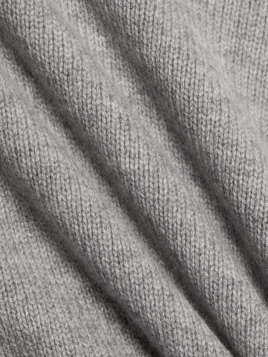 Frame Women's Cashmere Turtleneck Sweater | Thumbnail 7 Frame Women's Cashmere Turtleneck Sweater | Thumbnail 7