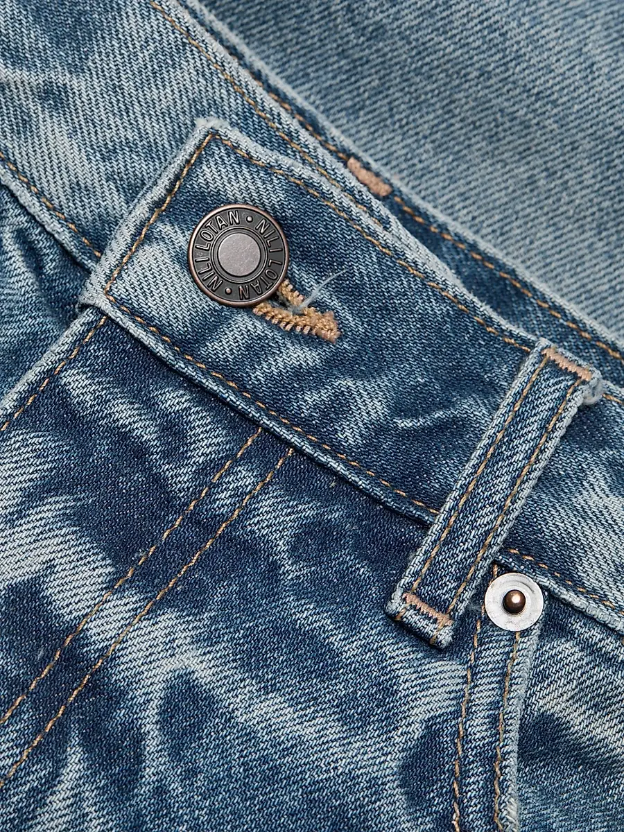 Nili Lotan Women's Russel Denim Raw-Edge Shorts | Thumbnail 7