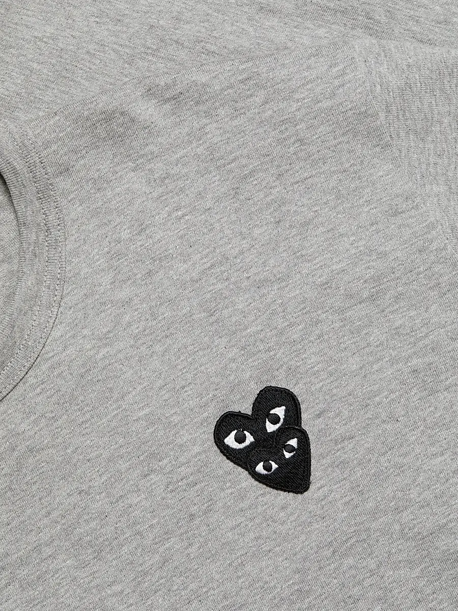 Comme des Garçons PLAY Men Play Double Heart T-Shirt | Thumbnail 7 Comme des Garçons PLAY Men Play Double Heart T-Shirt | Thumbnail 7