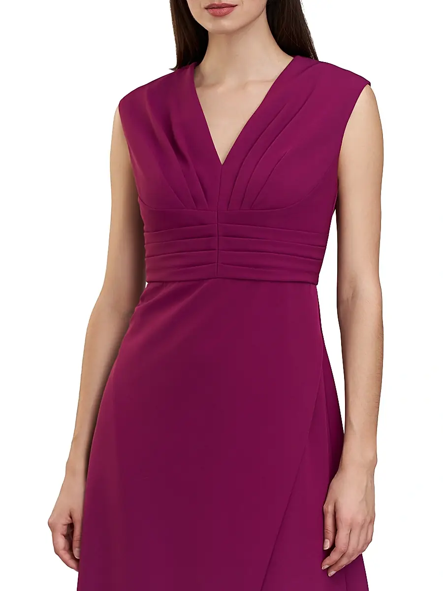 Kay Unger Women's Melora Crepe V-Neck Gown - Boy'senberry | Thumbnail 5 Kay Unger Women's Melora Crepe V-Neck Gown - Boy'senberry | Thumbnail 5