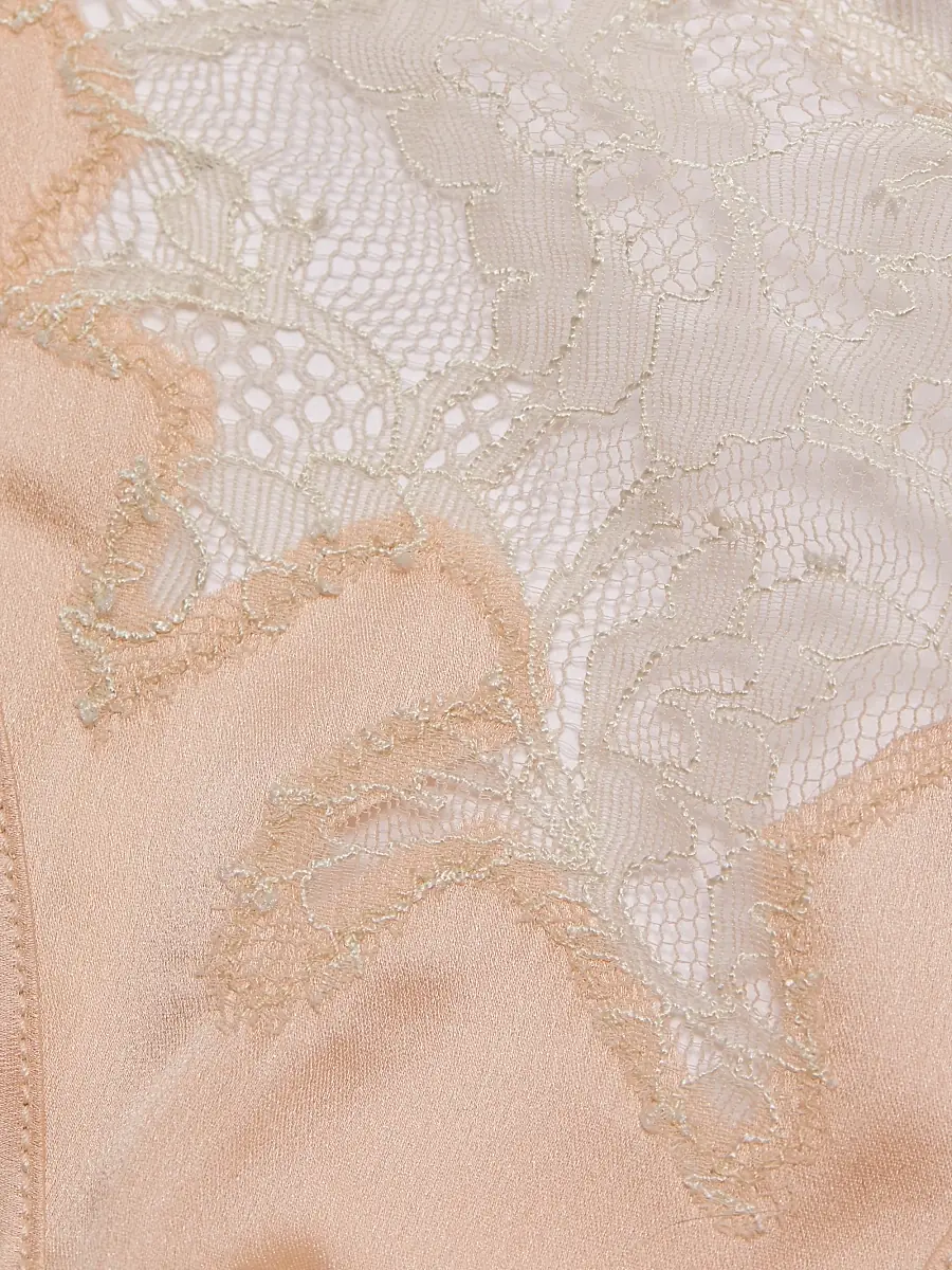 Kiki de Montparnasse Women's Giselle Lace G-String Panty | Thumbnail 6 Kiki de Montparnasse Women's Giselle Lace G-String Panty | Thumbnail 6