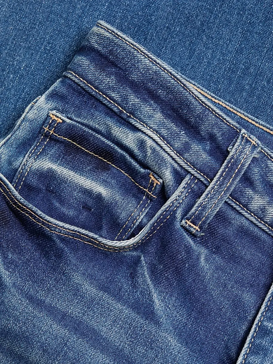 L'Agence Women's Ruth High-Rise Straight Jeans | Thumbnail 7 L'Agence Women's Ruth High-Rise Straight Jeans | Thumbnail 7