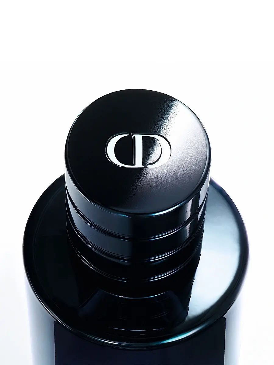 Dior Men Sauvage Eau De Parfum | Thumbnail 3 Dior Men Sauvage Eau De Parfum | Thumbnail 3