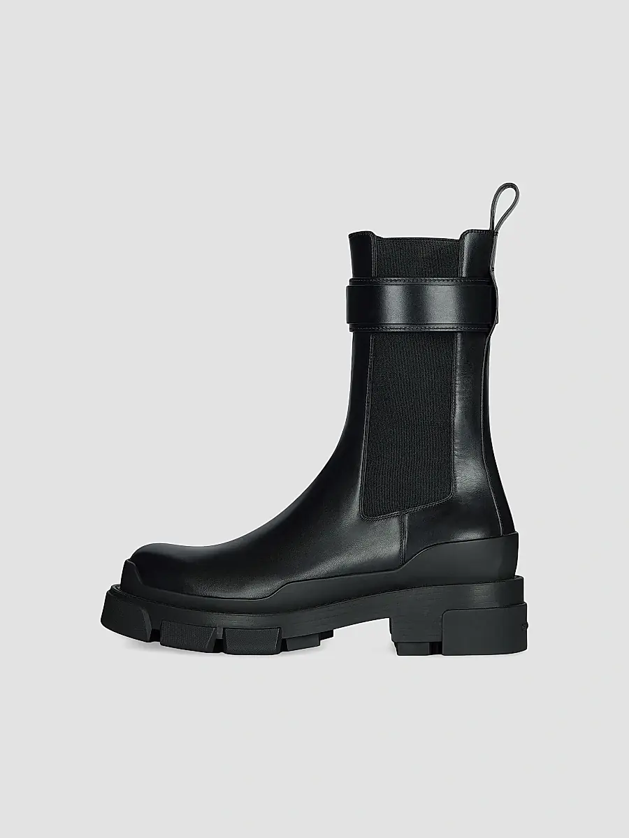 Givenchy Women's Terra Leather Chelsea Boots | Thumbnail 4 Givenchy Women's Terra Leather Chelsea Boots | Thumbnail 4