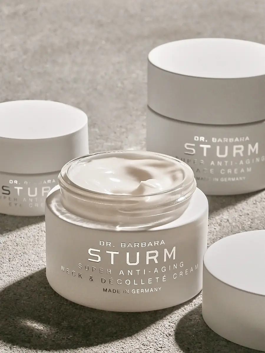 Dr. Barbara Sturm Women's Super Anti-Aging Neck & Décolleté Cream | Thumbnail 7 Dr. Barbara Sturm Women's Super Anti-Aging Neck & Décolleté Cream | Thumbnail 7