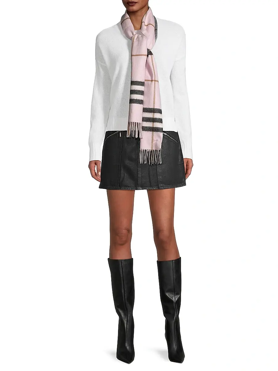 Burberry Women's Giant Check Cashmere Scarf - Pale Candy Pink | Thumbnail 2 Burberry Women's Giant Check Cashmere Scarf - Pale Candy Pink | Thumbnail 2