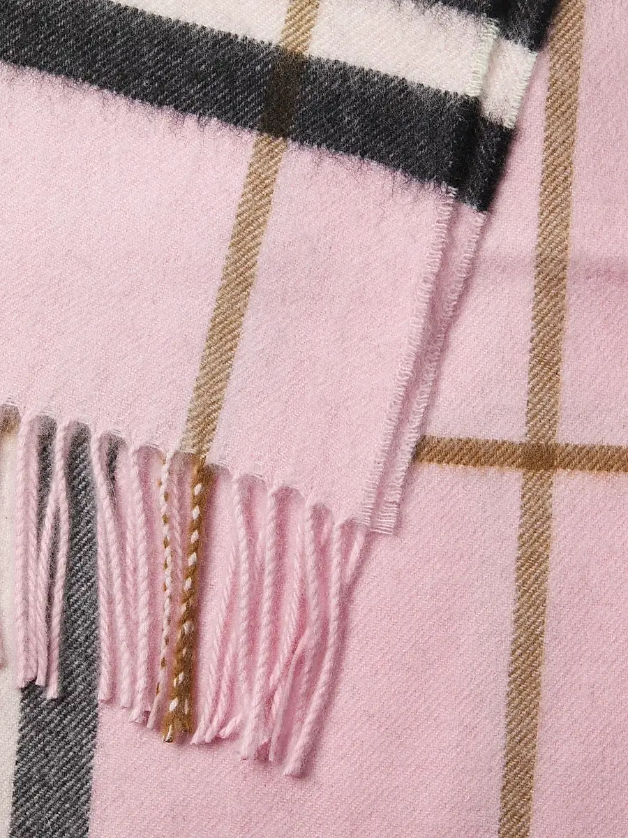 Burberry Women's Giant Check Cashmere Scarf - Pale Candy Pink | Thumbnail 4 Burberry Women's Giant Check Cashmere Scarf - Pale Candy Pink | Thumbnail 4