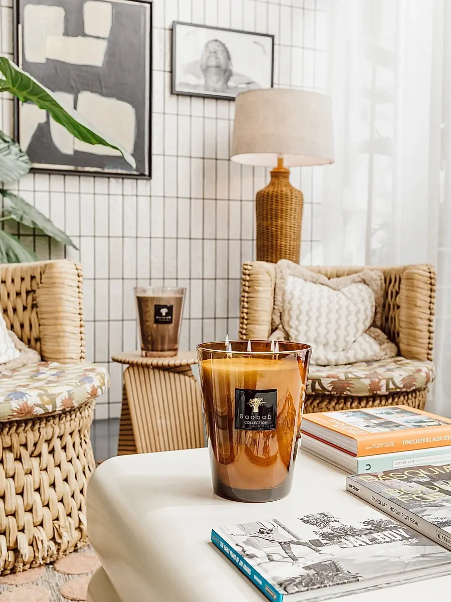 Baobab Les Prestigieuses Max 24 Cuir De Russie Candle | Thumbnail 7 Baobab Les Prestigieuses Max 24 Cuir De Russie Candle | Thumbnail 7