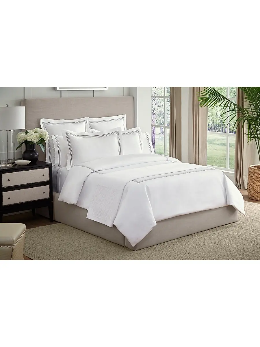 Frette Hotel Cruise Duvet - White Slate Grey King | Image 1 Frette Hotel Cruise Duvet - White Slate Grey King | Image 1