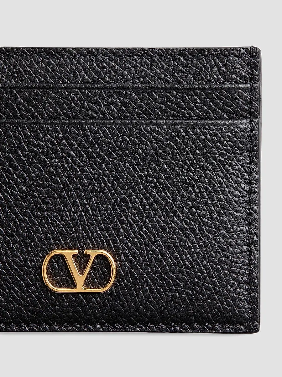 Valentino Garavani Women's VLogo Signature Grainy Calfskin Card Holder - Light | Thumbnail 4 Valentino Garavani Women's VLogo Signature Grainy Calfskin Card Holder - Light | Thumbnail 4