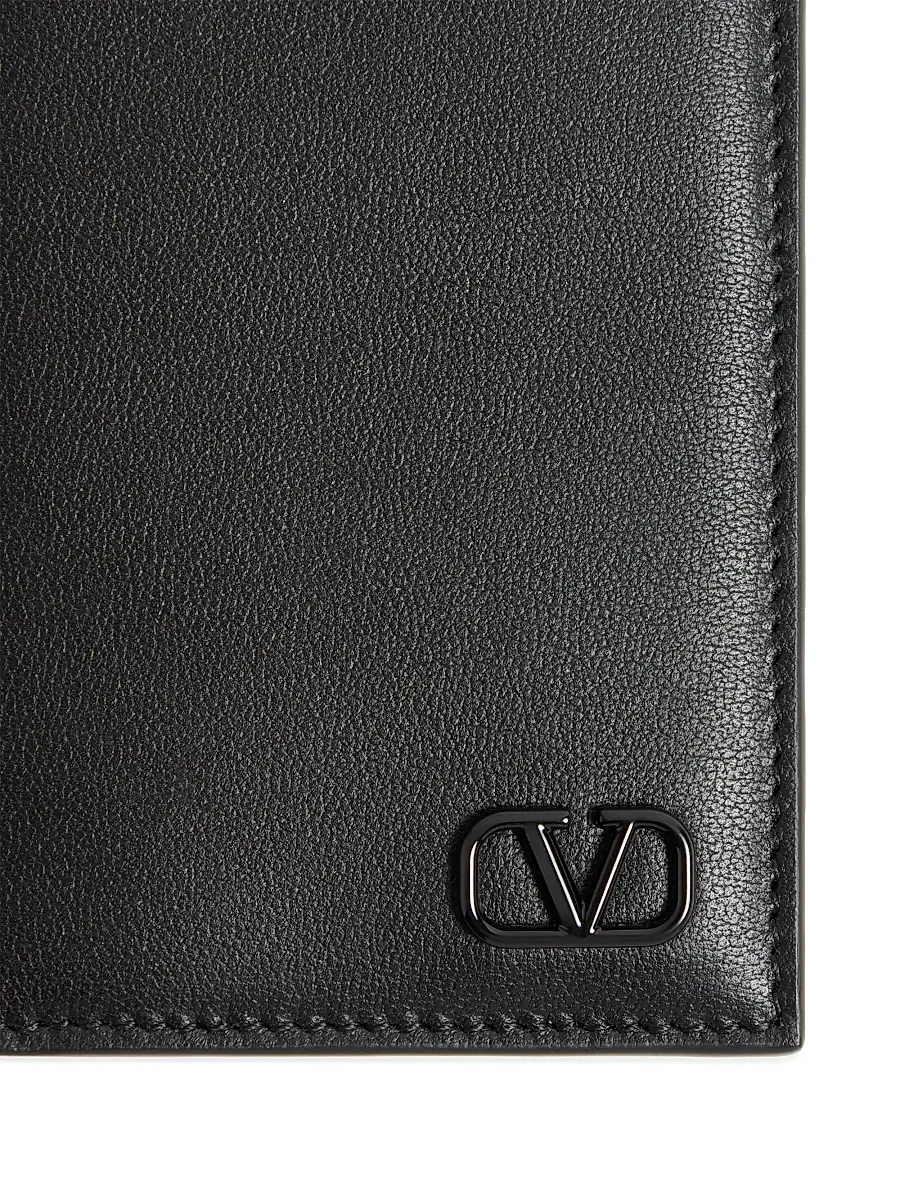 Valentino Garavani Men's VLogo Signature Cardholder - Black | Thumbnail 5 Valentino Garavani Men's VLogo Signature Cardholder - Black | Thumbnail 5
