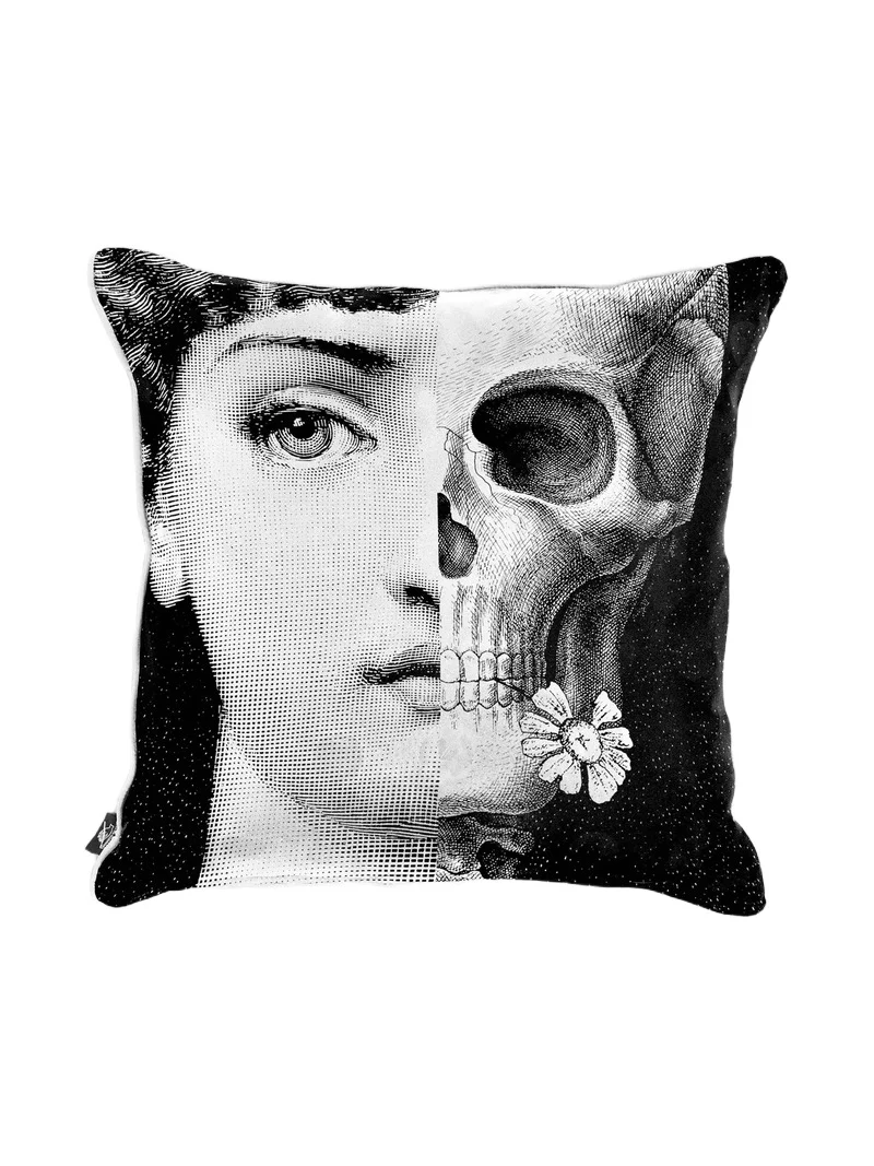 FORNASETTI Tema e Variazioni Decorative Pillow