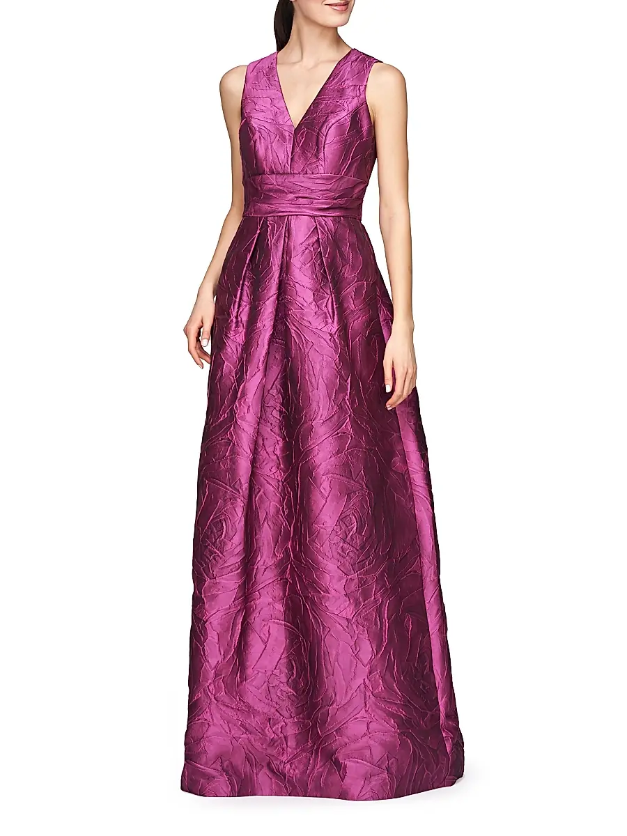 Kay Unger Women's Mariah Jacquard Textured Gown | Thumbnail 3