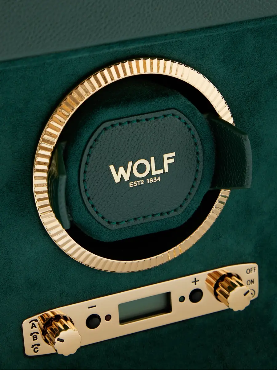 Wolf Pebble-Grain Vegetarian Material Triple Watch Winder - Men | Thumbnail 4 Wolf Pebble-Grain Vegetarian Material Triple Watch Winder - Men | Thumbnail 4