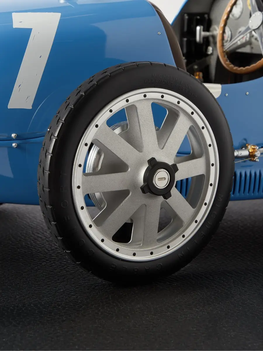 Amalgam Collection Bugatti Type 35 1:8 Model Car - Men | Thumbnail 2