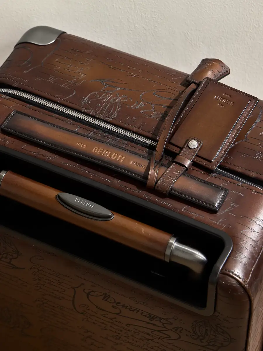 Berluti Formula 1005 Scritto Venezia Leather Suitcase - Men | Thumbnail 4 Berluti Formula 1005 Scritto Venezia Leather Suitcase - Men | Thumbnail 4