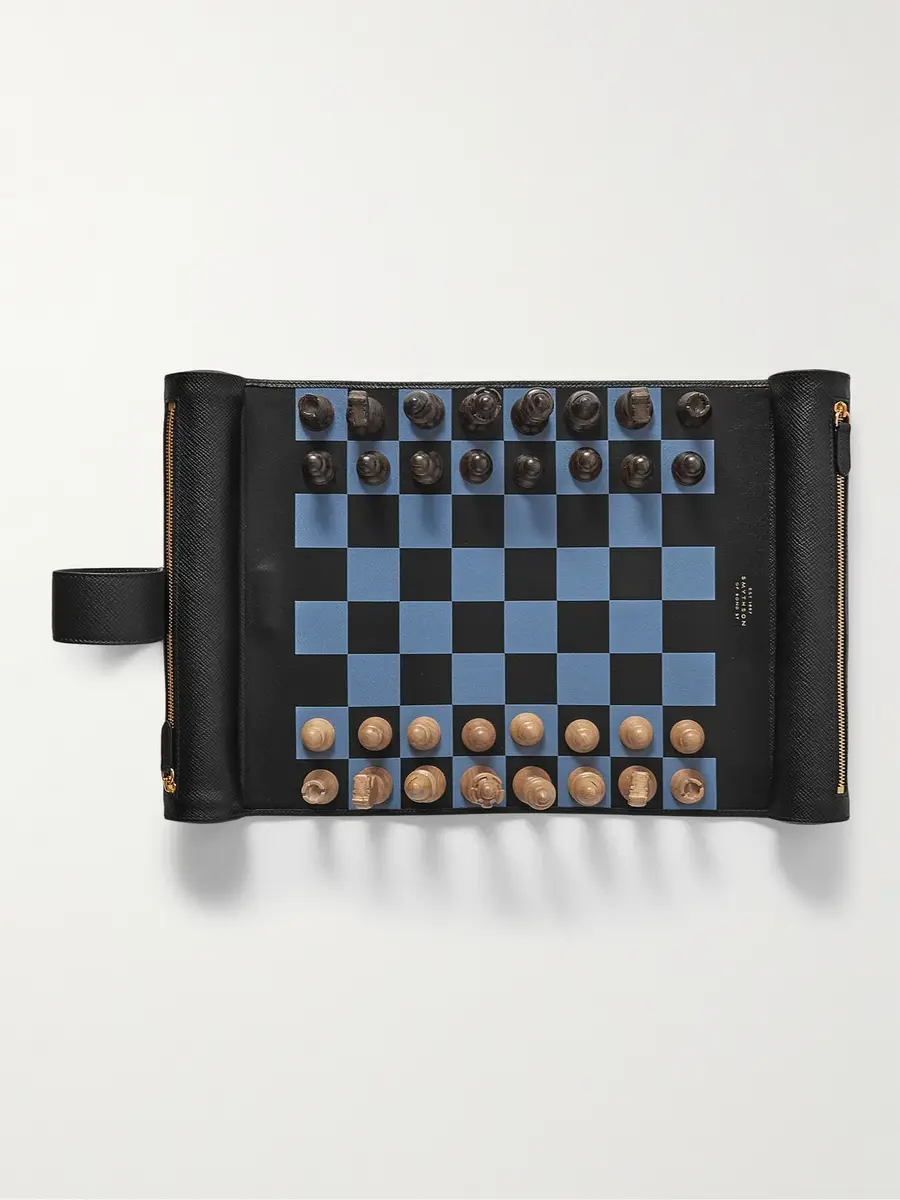 Smythson Panama Cross-Grain Leather Chess Set - Men | Thumbnail 2 Smythson Panama Cross-Grain Leather Chess Set - Men | Thumbnail 2