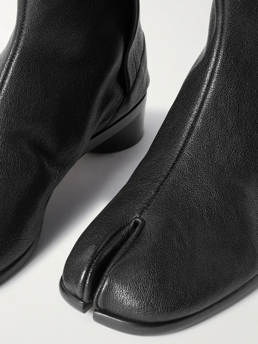 Maison Margiela Tabi Split-Toe Full-Grain Leather Chelsea Boots - Men | Thumbnail 6 Maison Margiela Tabi Split-Toe Full-Grain Leather Chelsea Boots - Men | Thumbnail 6