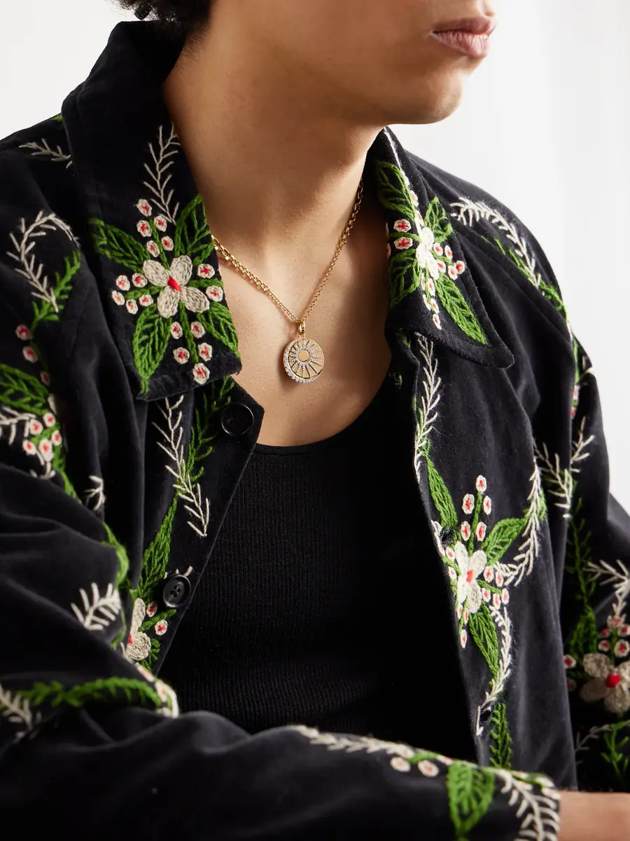 Foundrae Balance 18-Karat Gold Diamond Pendant - Men | Thumbnail 2 Foundrae Balance 18-Karat Gold Diamond Pendant - Men | Thumbnail 2