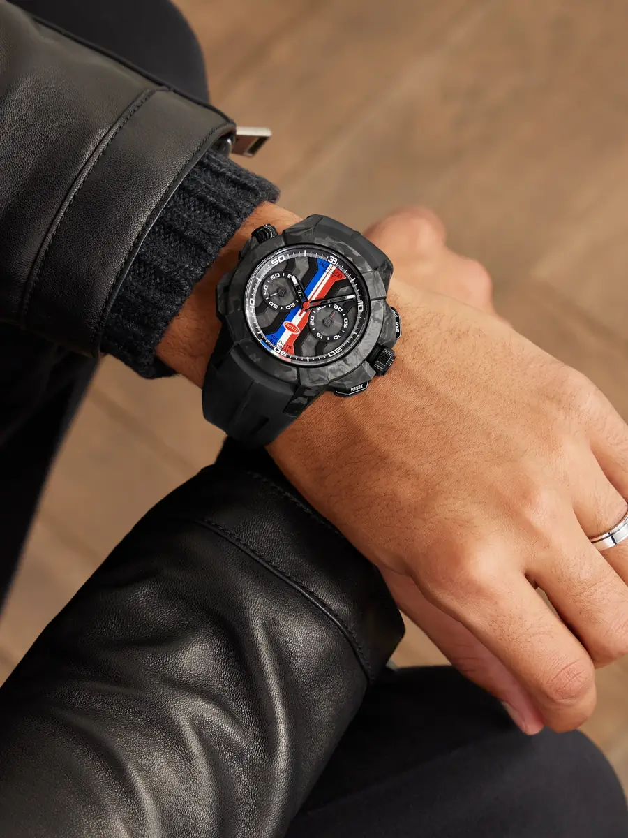 Jacob & Co. Bugatti Epic X Limited Edition Automatic Chronograph Carbon Fibre and Titanium Watch, Ref. EC333.29.AA.AA.A - Men | Thumbnail 2