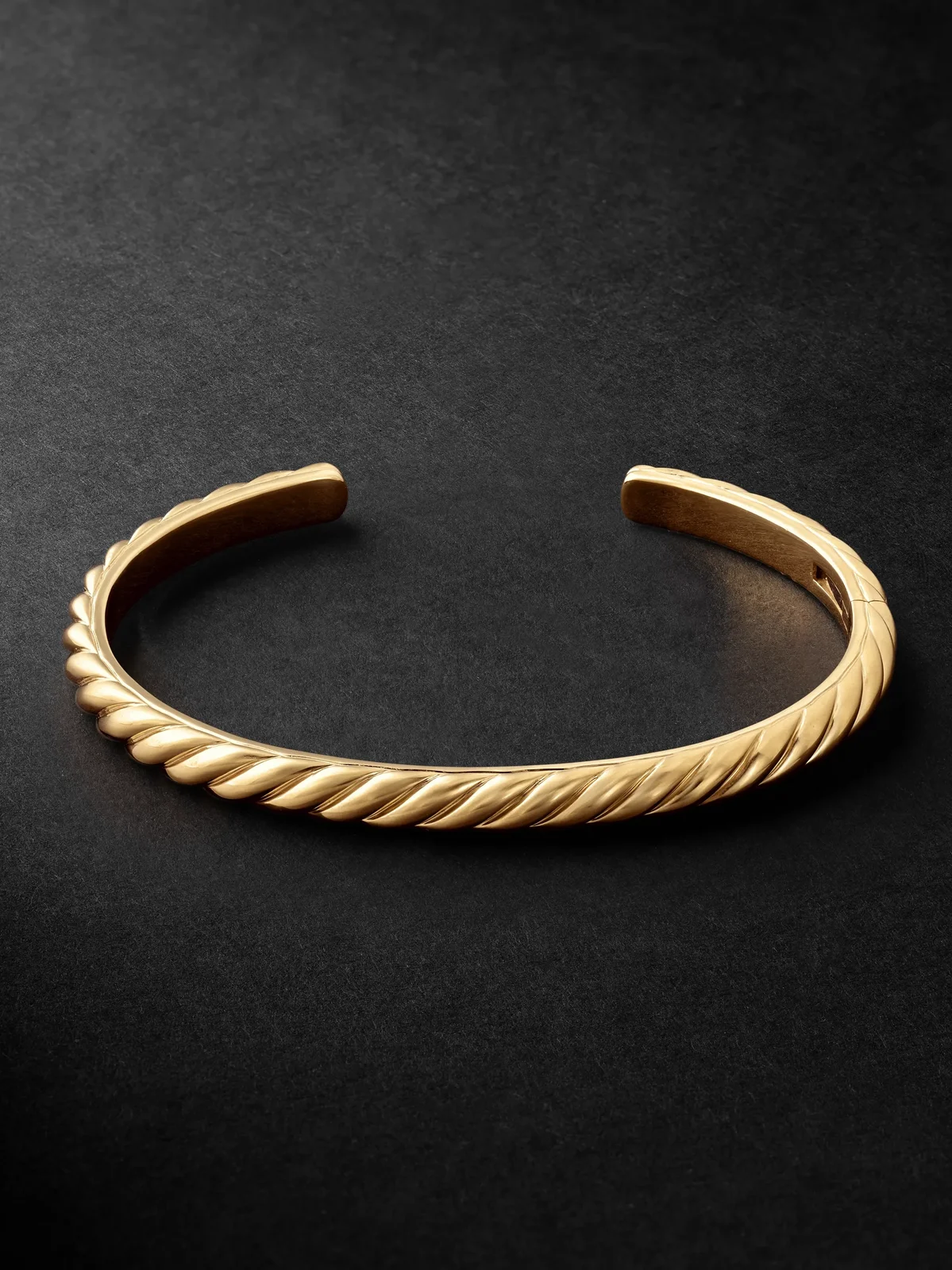 Sculpted Cable 18-Karat Gold Cuff - Men Sculpted Cable 18-Karat Gold Cuff - Men