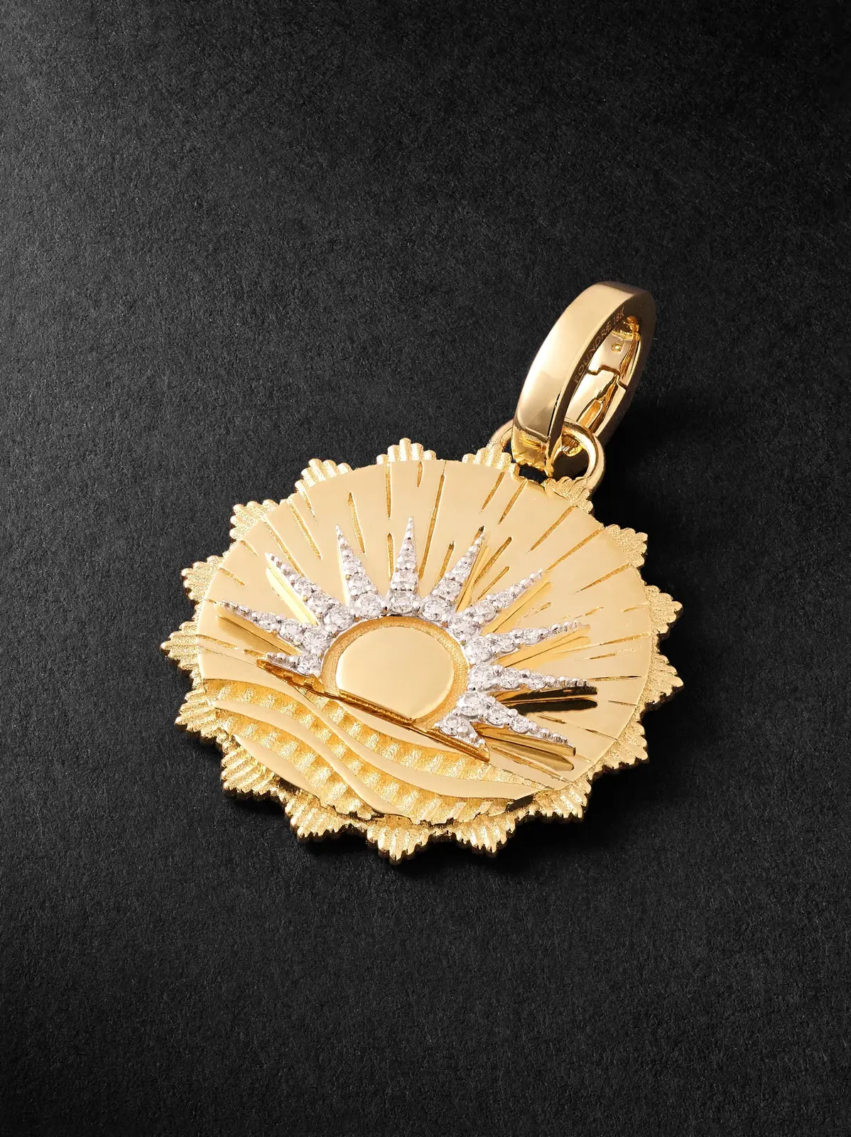 Foundrae New Beginnings Internal Compass 18-Karat Gold Diamond Pendant - Men