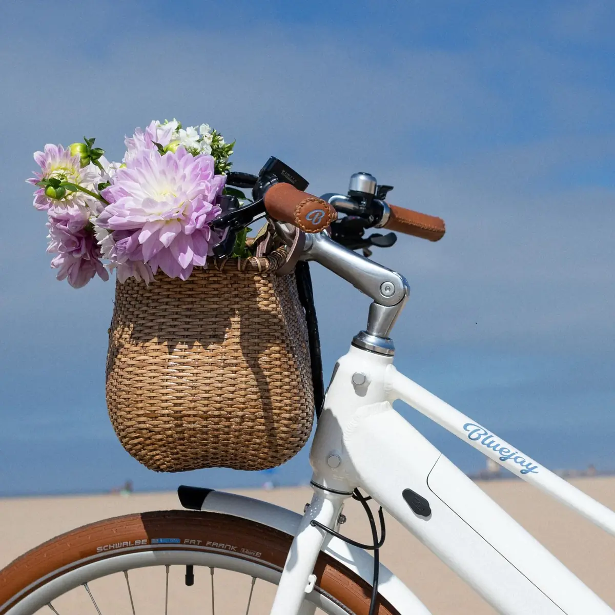 Bluejay NEW! Bluejay Premiere Lite - Modern White Electric Bike | Thumbnail 2 Bluejay NEW! Bluejay Premiere Lite - Modern White Electric Bike | Thumbnail 2