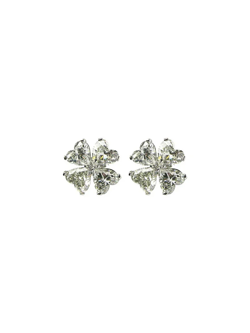 1.20ct Diamond 18K Gold Heart Cut Clover Stud Earrings 1.20ct Diamond 18K Gold Heart Cut Clover Stud Earrings