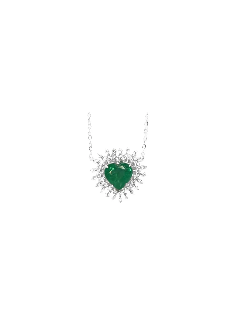 1.43ct Diamond Heart Emerald 18K Gold Pendant Chain Necklace 1.43ct Diamond Heart Emerald 18K Gold Pendant Chain Necklace