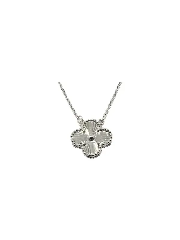 Clover 18K Gold Necklaces Clover 18K Gold Necklaces