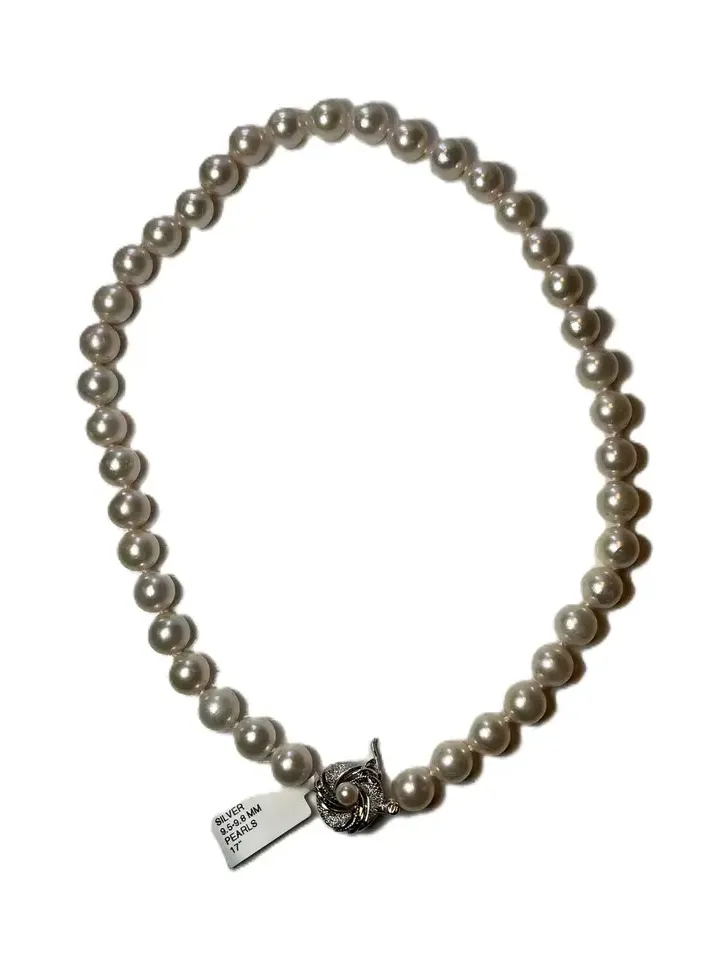 Pearls 9.5mm x 9.8mm Silver Necklace Pearls 9.5mm x 9.8mm Silver Necklace