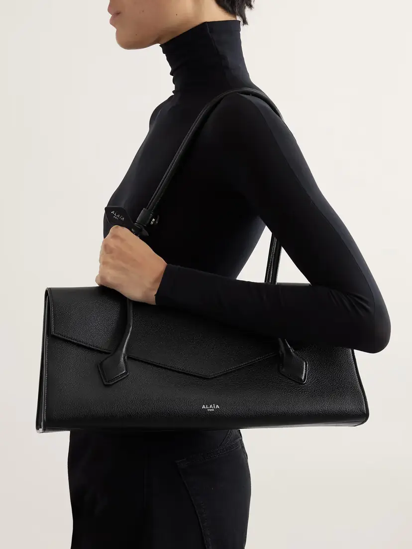 Alaïa Le Teckel Flap Textured-leather Shoulder Bag | Thumbnail 2