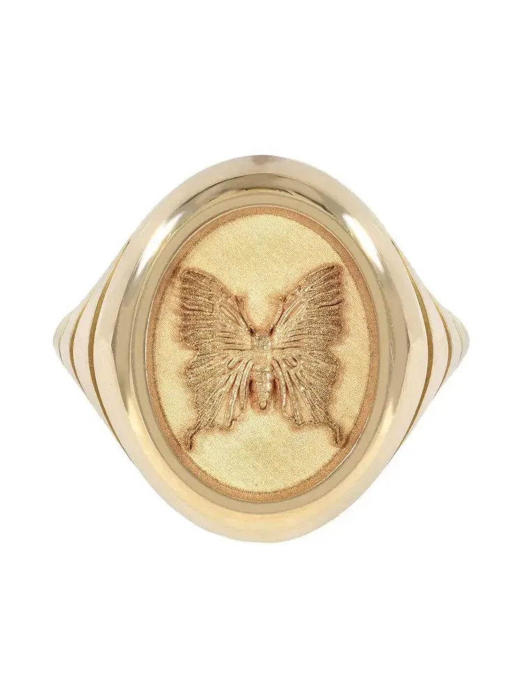 Fantasy Motif Grandfather Signet Ring Fantasy Motif Grandfather Signet Ring