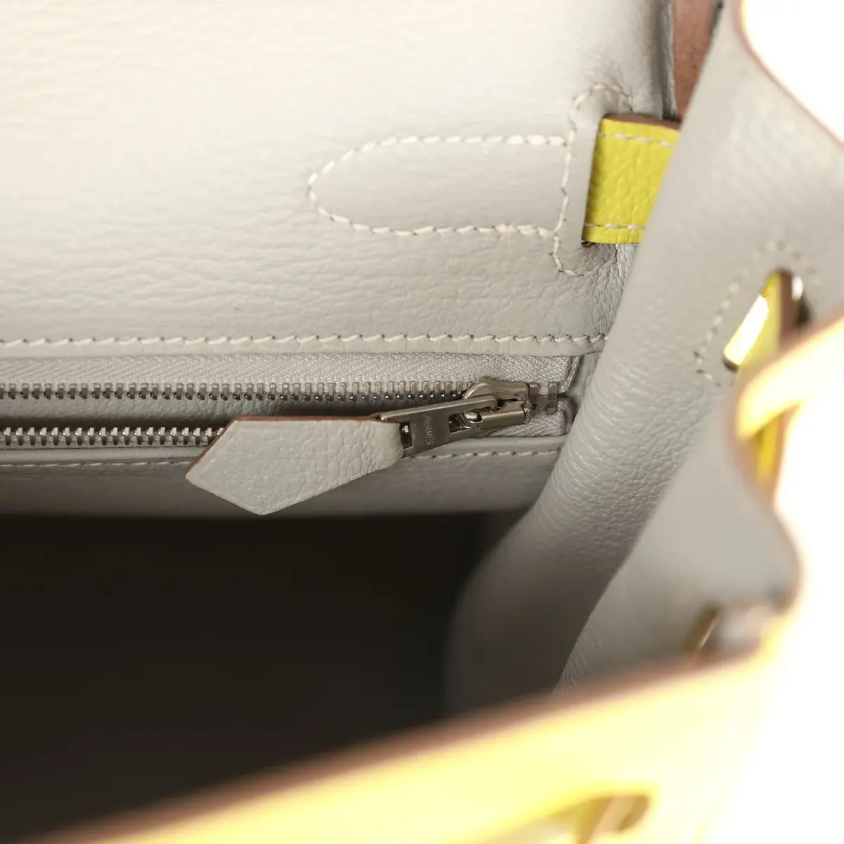HERMÈS Pre-owned Hermes Kelly Retourne 32 Lime Candy Epsom Palladium Hardware | Thumbnail 9 HERMÈS Pre-owned Hermes Kelly Retourne 32 Lime Candy Epsom Palladium Hardware | Thumbnail 9