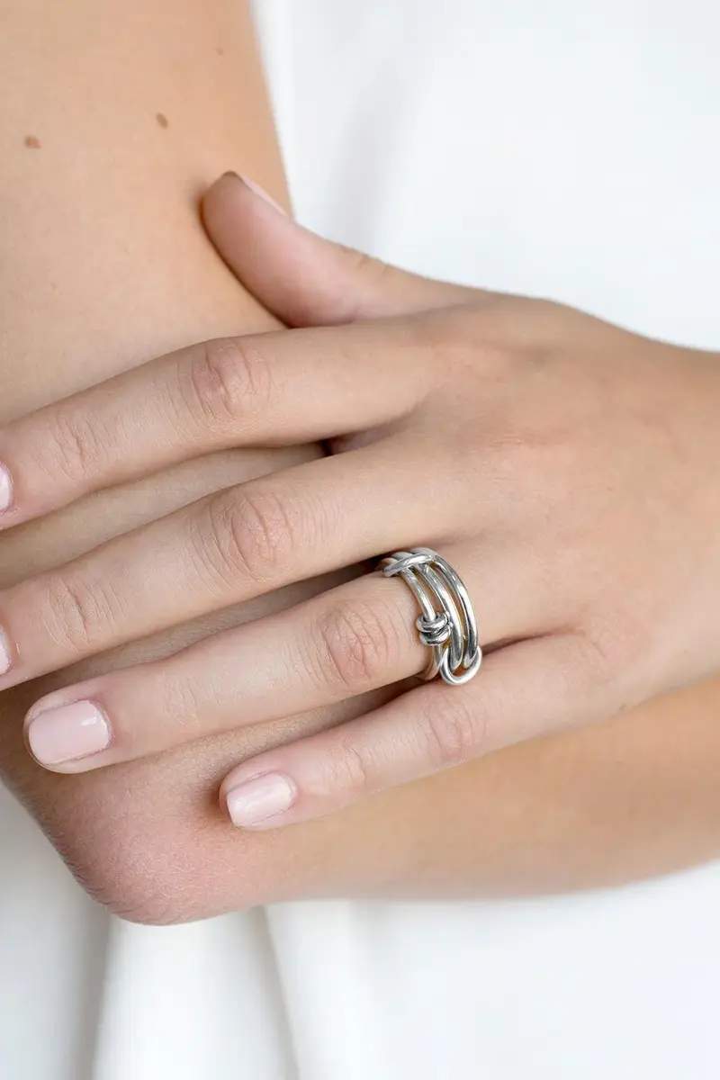 Spinelli Kilcollin Raneth Three Link Ring | Thumbnail 2