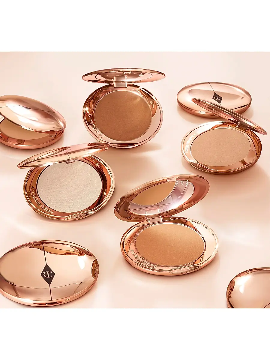 Charlotte Tilbury Women's Airbrush Flawless Finish Setting Powder - 3 Tan | Thumbnail 6 Charlotte Tilbury Women's Airbrush Flawless Finish Setting Powder - 3 Tan | Thumbnail 6