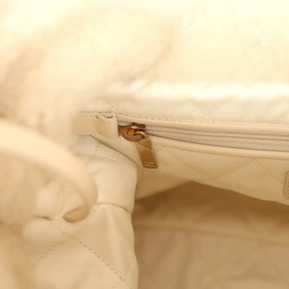 Chanel Chanel Small 22 Bag Ecru Shearling Brushed Gold Hardware | Thumbnail 11