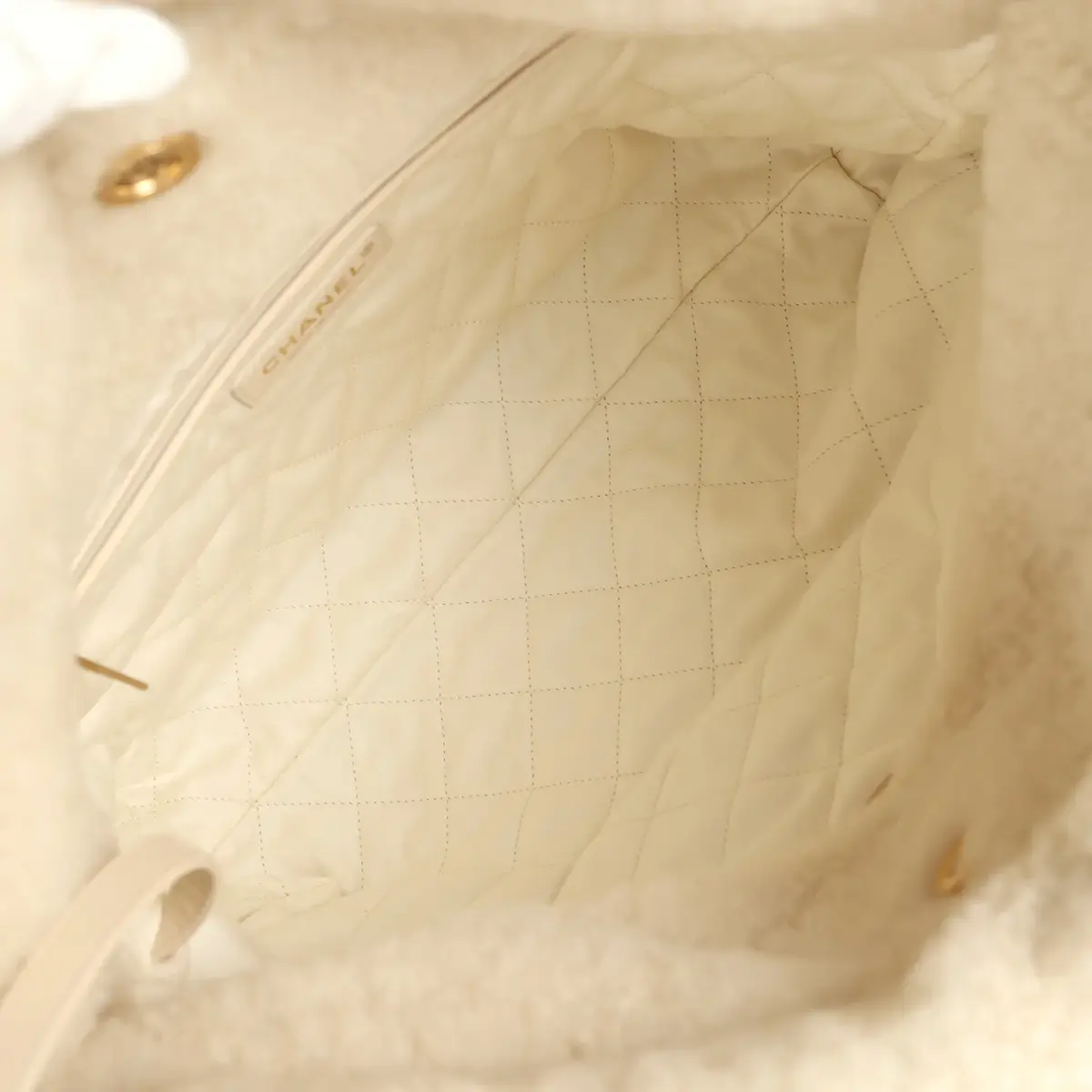 Chanel Chanel Small 22 Bag Ecru Shearling Brushed Gold Hardware | Thumbnail 9