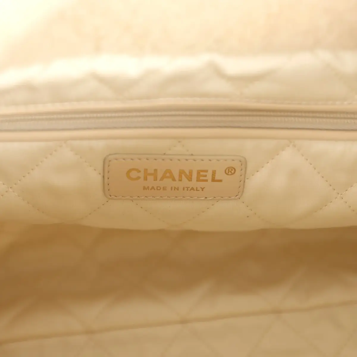 Chanel Chanel Small 22 Bag Ecru Shearling Brushed Gold Hardware | Thumbnail 10