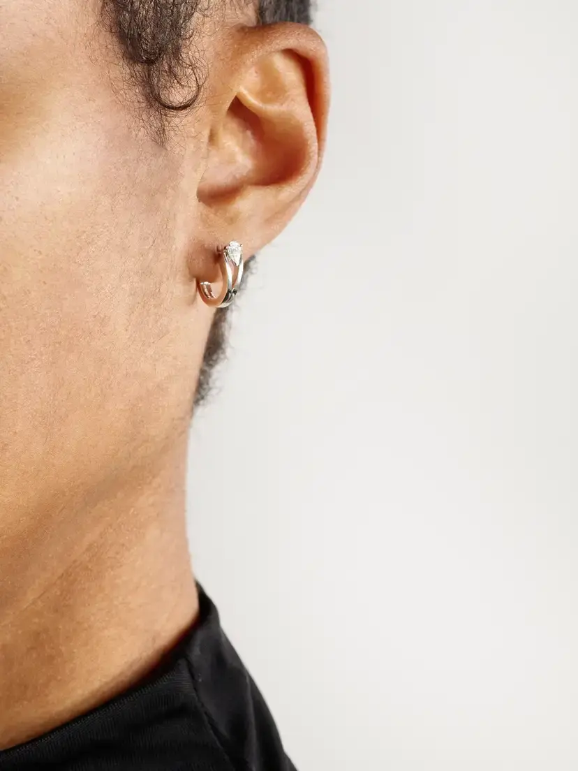 Repossi Serti Inversé 18-karat White Gold Diamond Single Hoop Earring | Thumbnail 2 Repossi Serti Inversé 18-karat White Gold Diamond Single Hoop Earring | Thumbnail 2