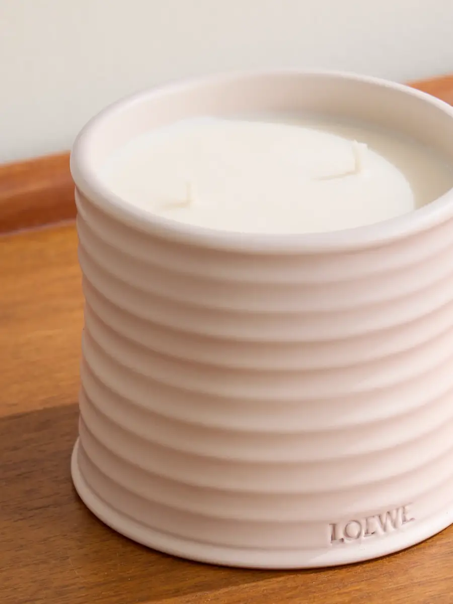 LOEWE PERFUMES Oregano Medium Scented Candle, 610g - Men | Thumbnail 4 LOEWE PERFUMES Oregano Medium Scented Candle, 610g - Men | Thumbnail 4