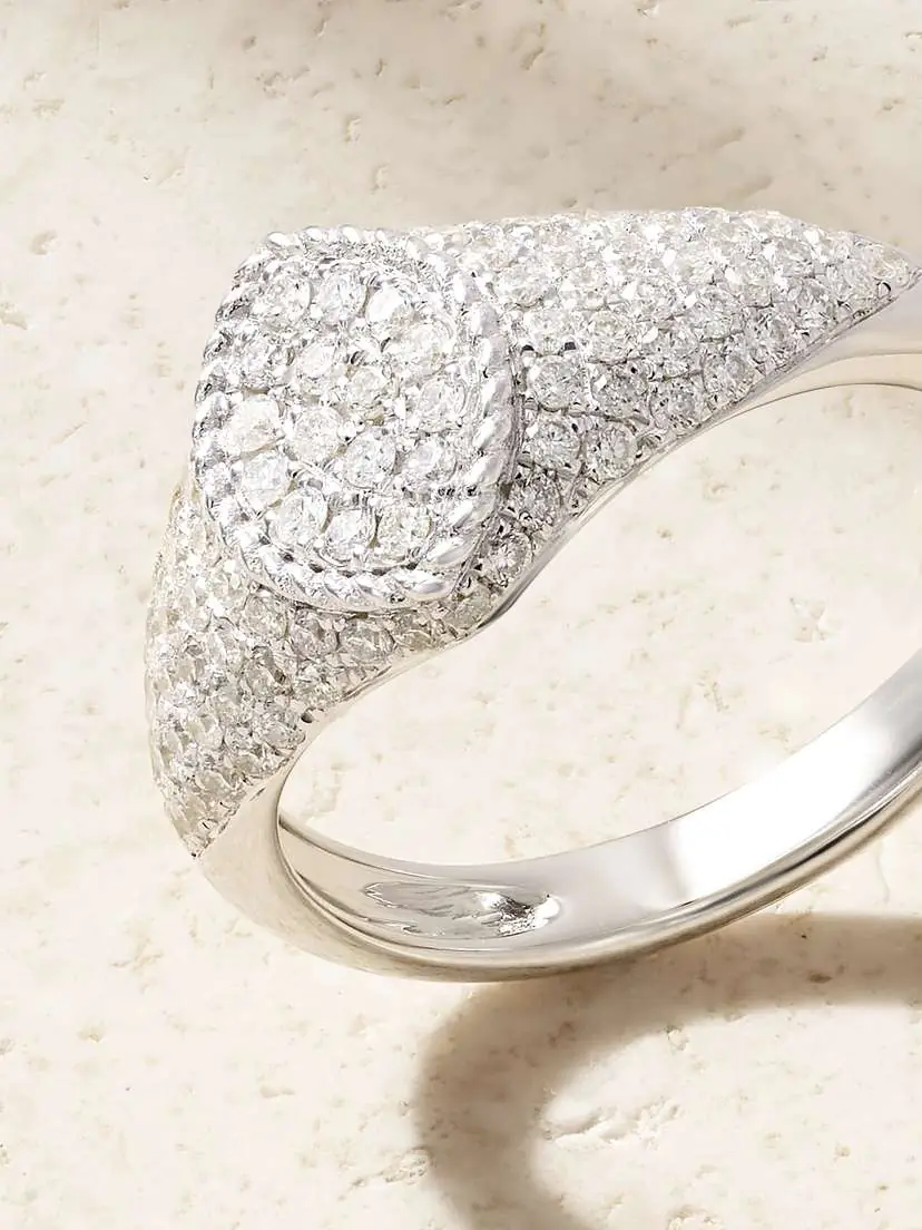 Yvonne Léon Baby Chevalière Marquise 9-karat White Gold Diamond Signet Ring | Thumbnail 4 Yvonne Léon Baby Chevalière Marquise 9-karat White Gold Diamond Signet Ring | Thumbnail 4