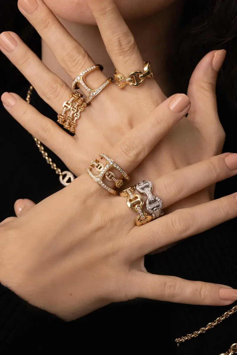 Hoorsenbuhs Dame Tri-Link Diamond Bridge Ring | Thumbnail 4 Hoorsenbuhs Dame Tri-Link Diamond Bridge Ring | Thumbnail 4