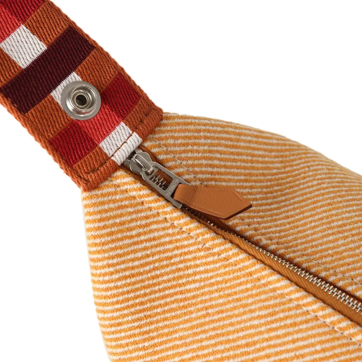 HERMÈS Hermes Bride A Brac Carre Case PM Fauve Merino Wool Palladium Hardware | Thumbnail 7 HERMÈS Hermes Bride A Brac Carre Case PM Fauve Merino Wool Palladium Hardware | Thumbnail 7