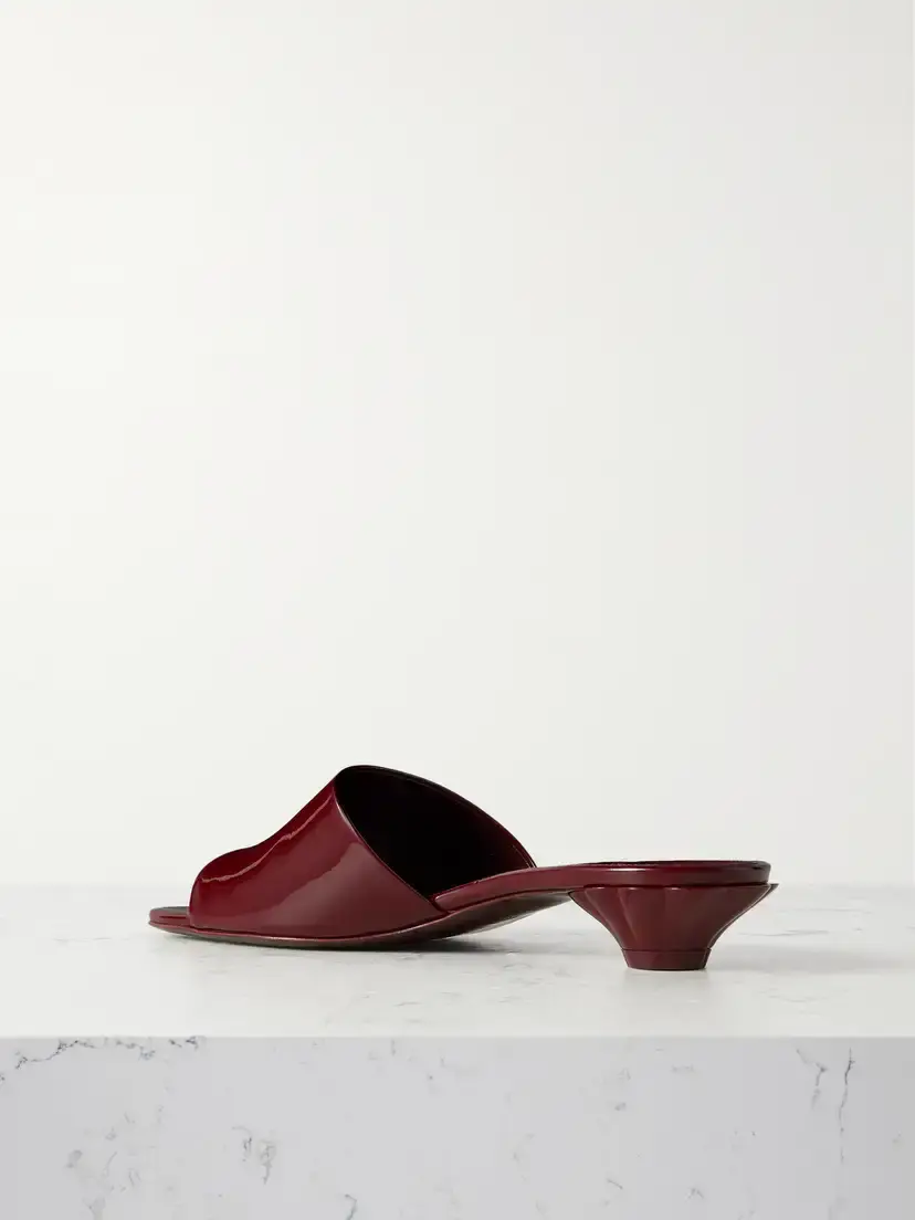 Chloé Flower Patent-leather Sandals | Thumbnail 3 Chloé Flower Patent-leather Sandals | Thumbnail 3