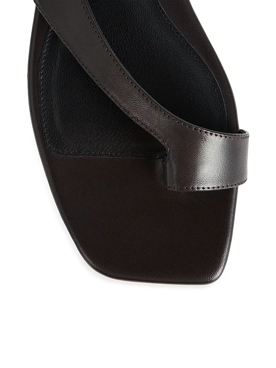 Toteme Women's Sculptural Leather Flat Sandals - Pepper | Thumbnail 4