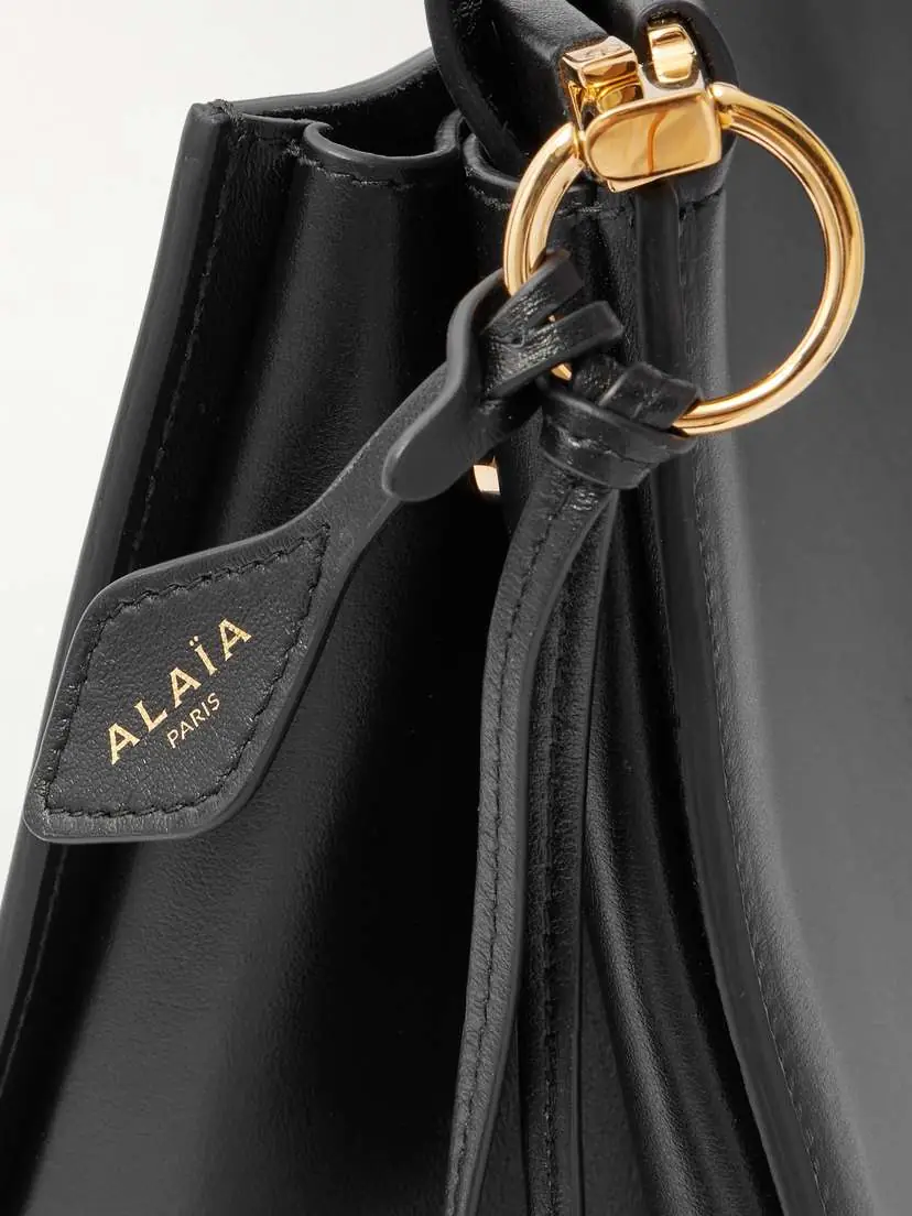 Alaïa Le Click Medium Leather Shoulder Bag | Thumbnail 4 Alaïa Le Click Medium Leather Shoulder Bag | Thumbnail 4