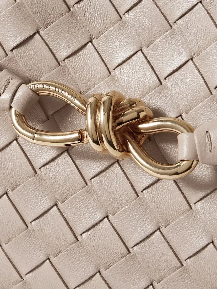 Bottega Veneta Andiamo Medium Intrecciato Leather Tote | Thumbnail 4 Bottega Veneta Andiamo Medium Intrecciato Leather Tote | Thumbnail 4