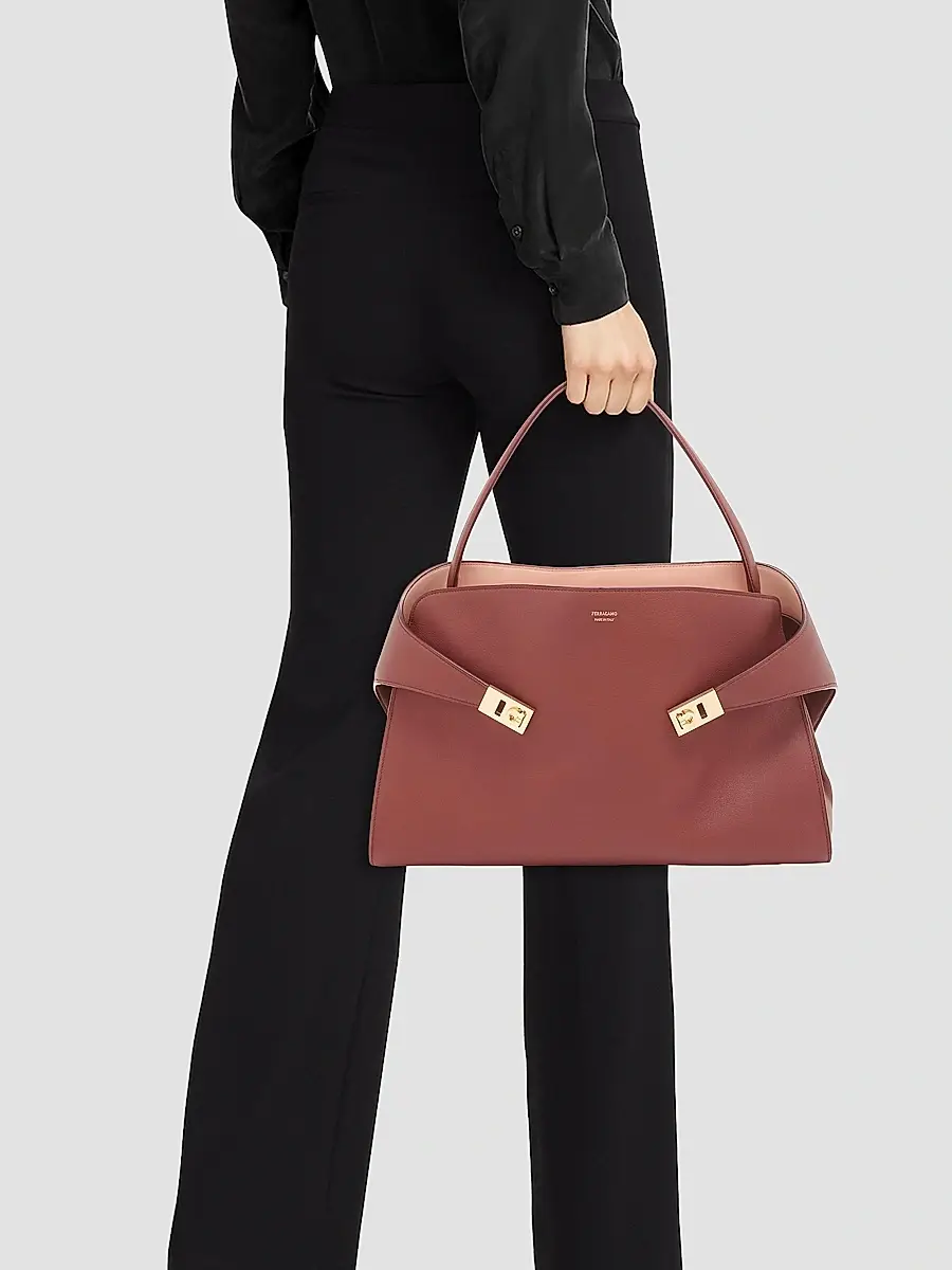 Ferragamo Women's Hug Leather Shoulder Bag | Thumbnail 2 Ferragamo Women's Hug Leather Shoulder Bag | Thumbnail 2