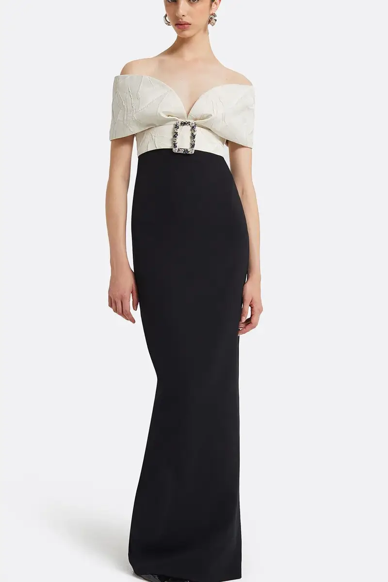 Safiyaa Abike Gown - Ivory Black | Thumbnail 2